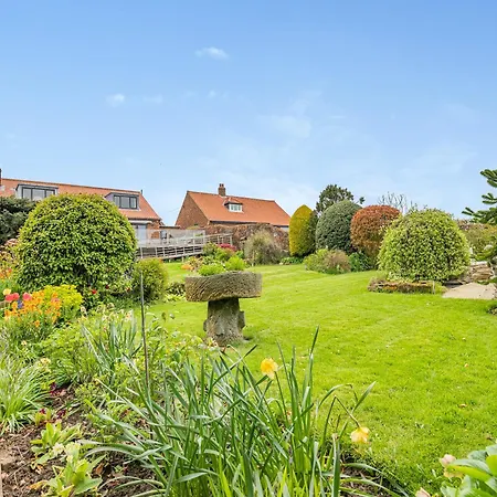 Highfields * Runswick